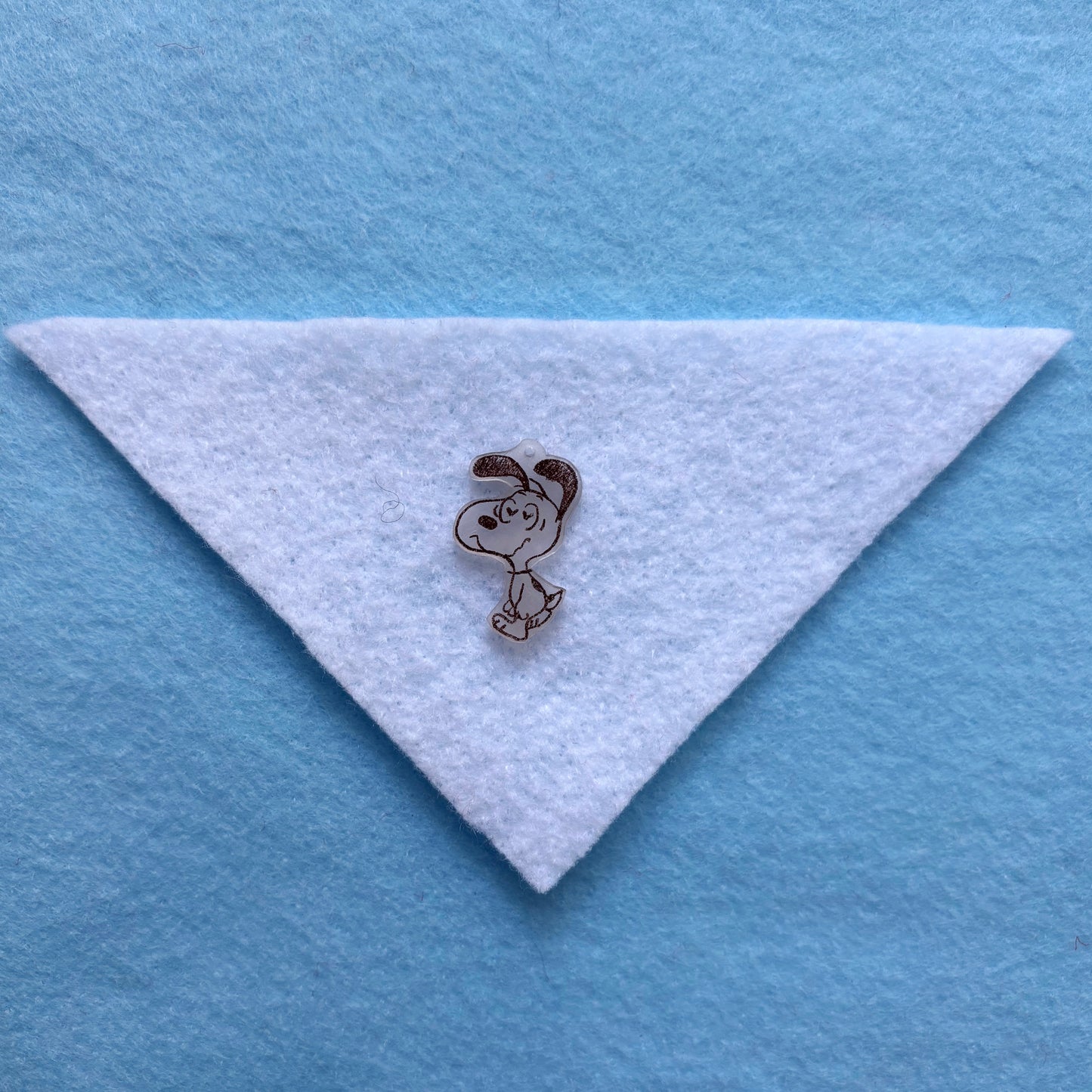 Snoopy in Love Charm